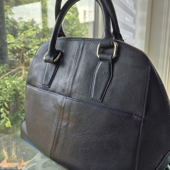 DANIER Navy blue Leather Handbag - Picture 3 of 16